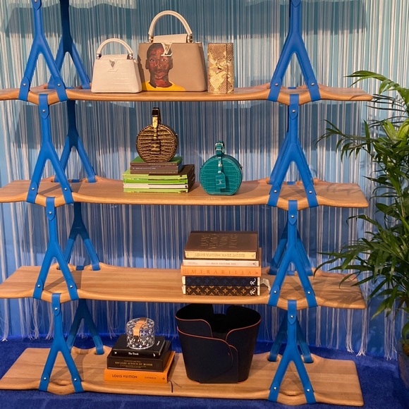 Rolex Table Book - Picture 2 of 3